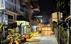 Townhouse - The Urban Inn